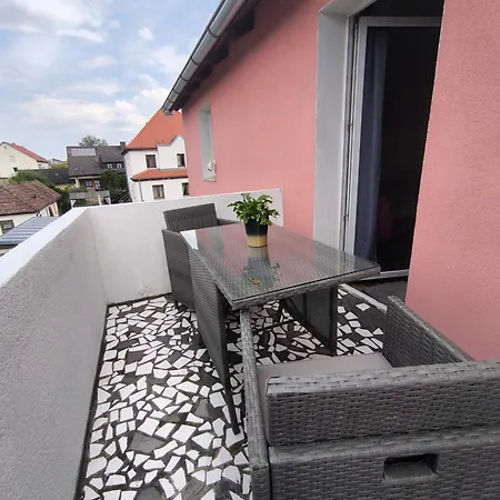 Apartment Sanda Apart-2 In 1og Mit Kostenlose Park In Bul, Bayern *