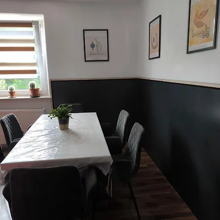 Apartment Sandappart Wg2 In 1og Mit Kostenlose Park In Bul, Bayern *