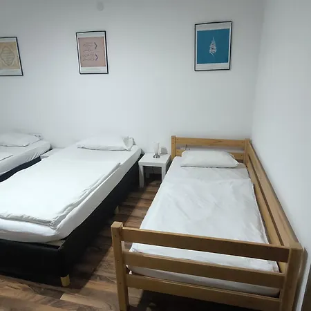 Apartment Sanda Apart-2 In 1og Mit Kostenlose Park In Bul, Bayern Burglengenfeld